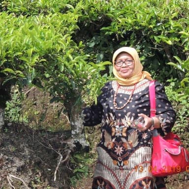 Foto NUZULIA IRAWATI - Dosen di Universitas Andalas