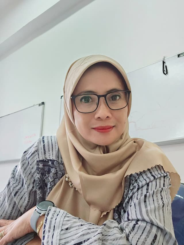 Foto OKNOVIA SUSANTI