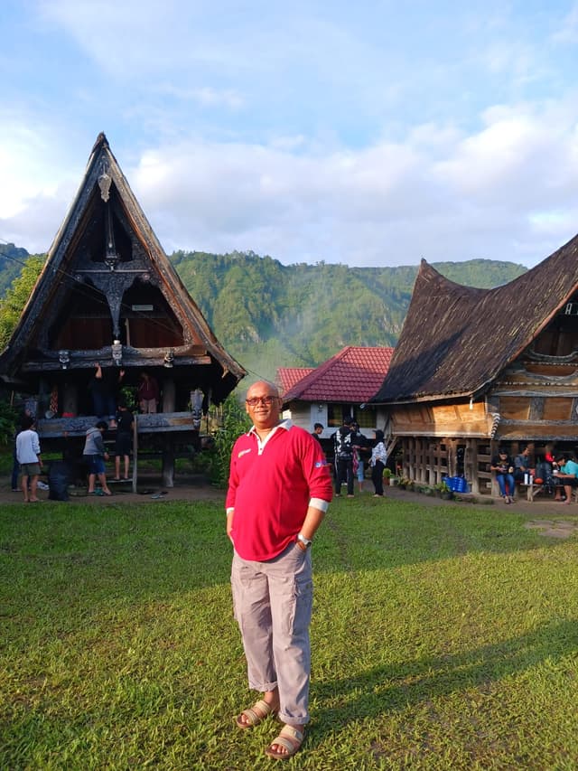 Foto SIDARTA PUJIRAHARJO